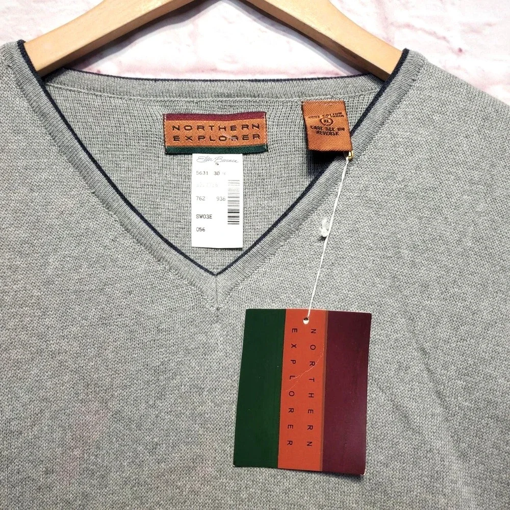 NWT Northern Explorer Sweater Mens‎ XL Gray Cotton V-Neck Knit Pullover Classic